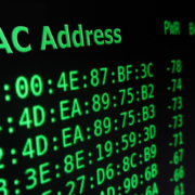 Как найти MAC-адрес устройства на коммутаторе Cisco